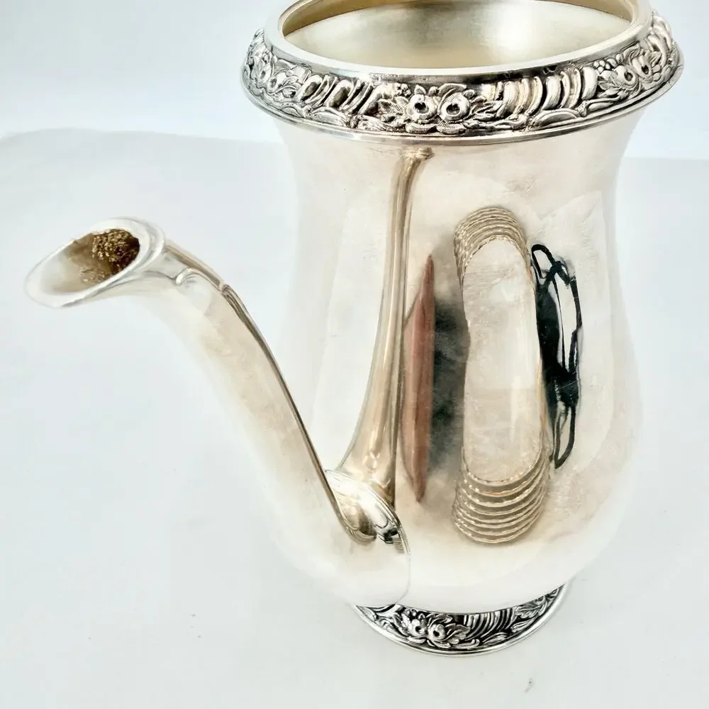 Vintage Oneida Victorian Henley Community Silverplate Teapot / Coffee Pot 10